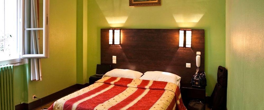 Hotel Cambrai Париж Екстериор снимка
